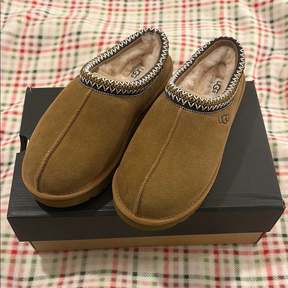 NWT UGG Men's Chestnut Tasman Slippers